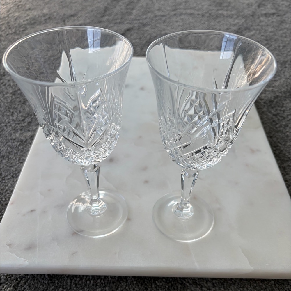 Crystal Clear Wine Glass Set